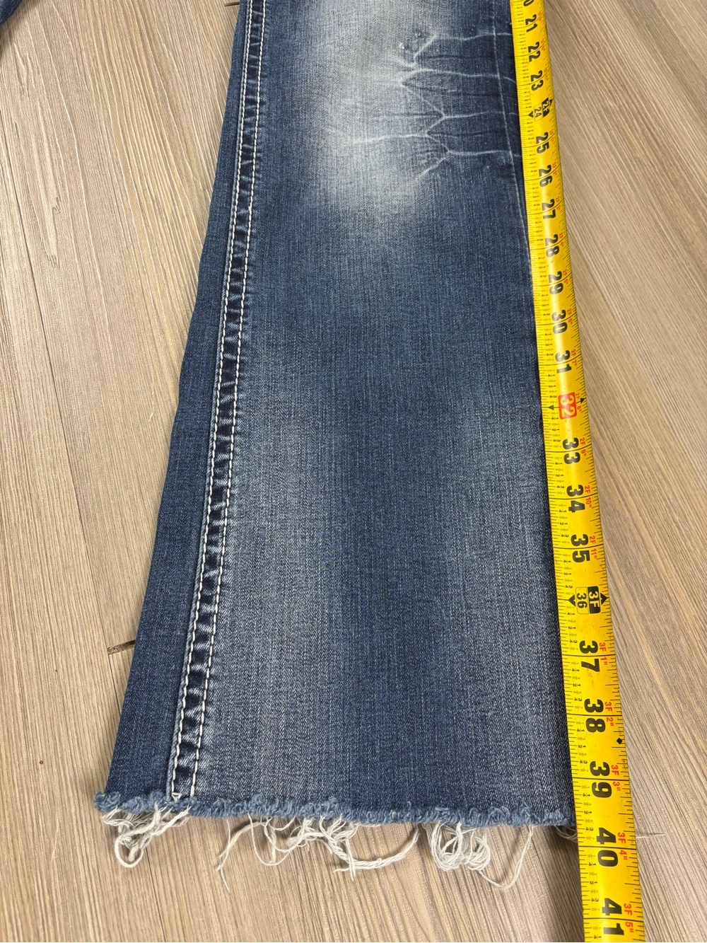 Grace In La Embroidered Flare Jeans - Dark Blue - Picture 4 of 15
